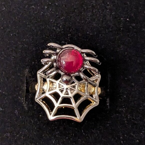 New! Size 12 Spider in a Web Ring - Picture 1 of 3